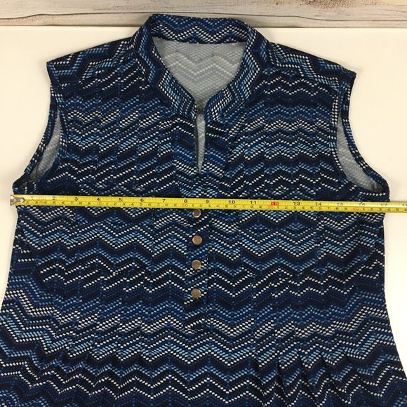 Dress Barn Sleeveless Chevron Print Blue Blouse - Picture 8 of 9